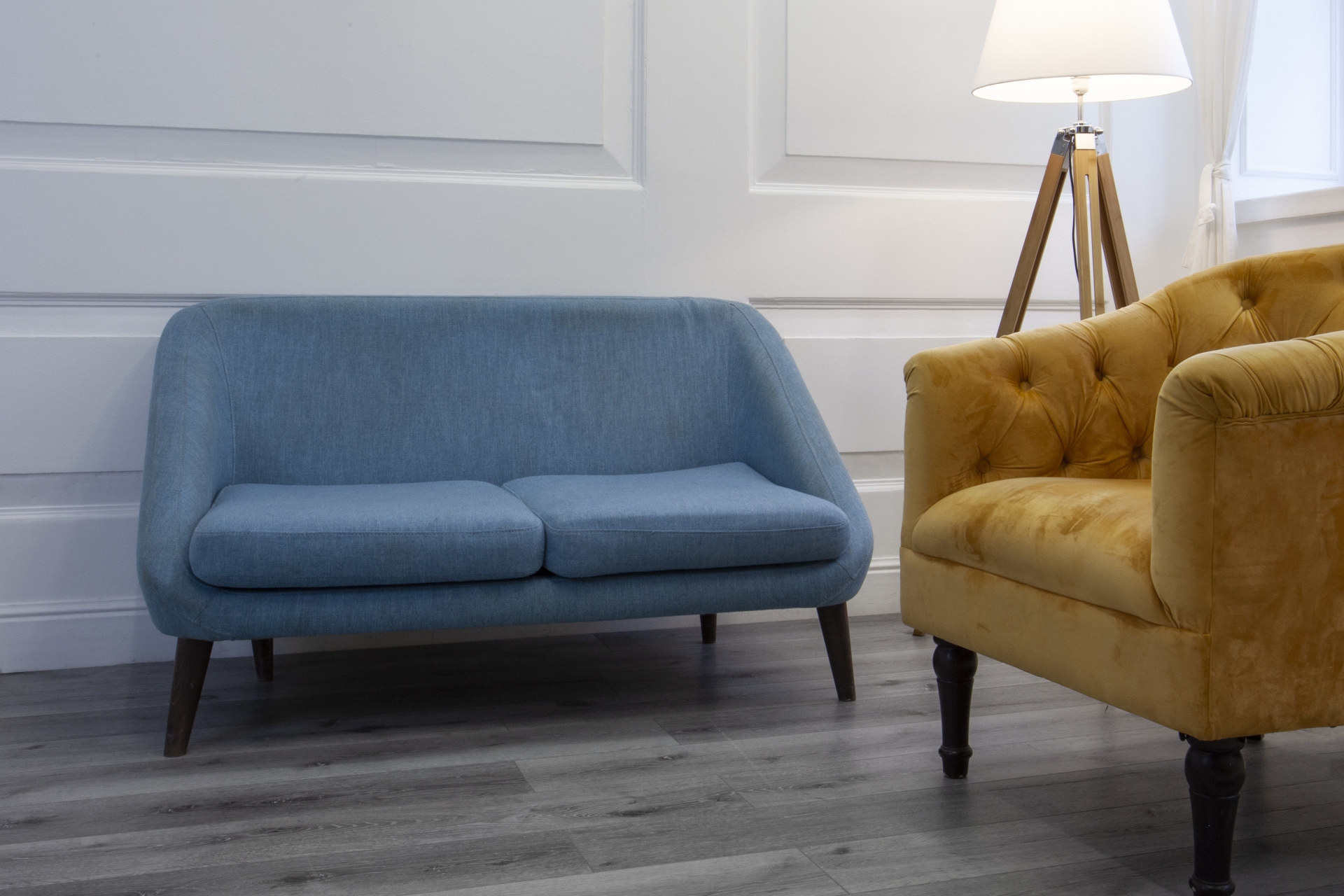 Усовершенствованная кварц-виниловая плитка «Damy Floor» Дуб Сильвер (1227*187*2,5 мм) — купить в Тюмени