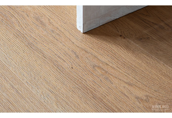 Кварц-винил Дуб Гранада (1227*232*2,5 мм) — купить в Тюмени