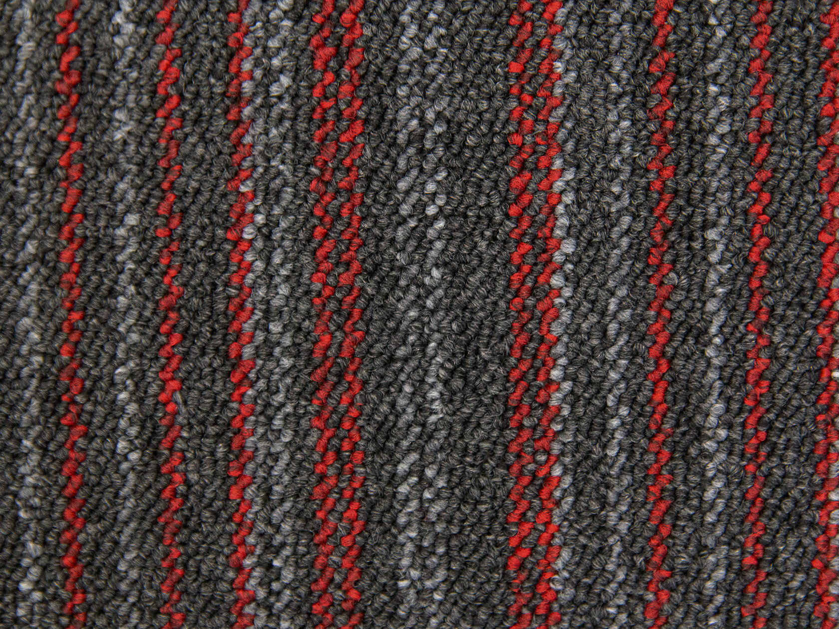 Ковровая плитка "Bonkeel" Space Strip Red (500*500*5,9 мм) — купить в Тюмени