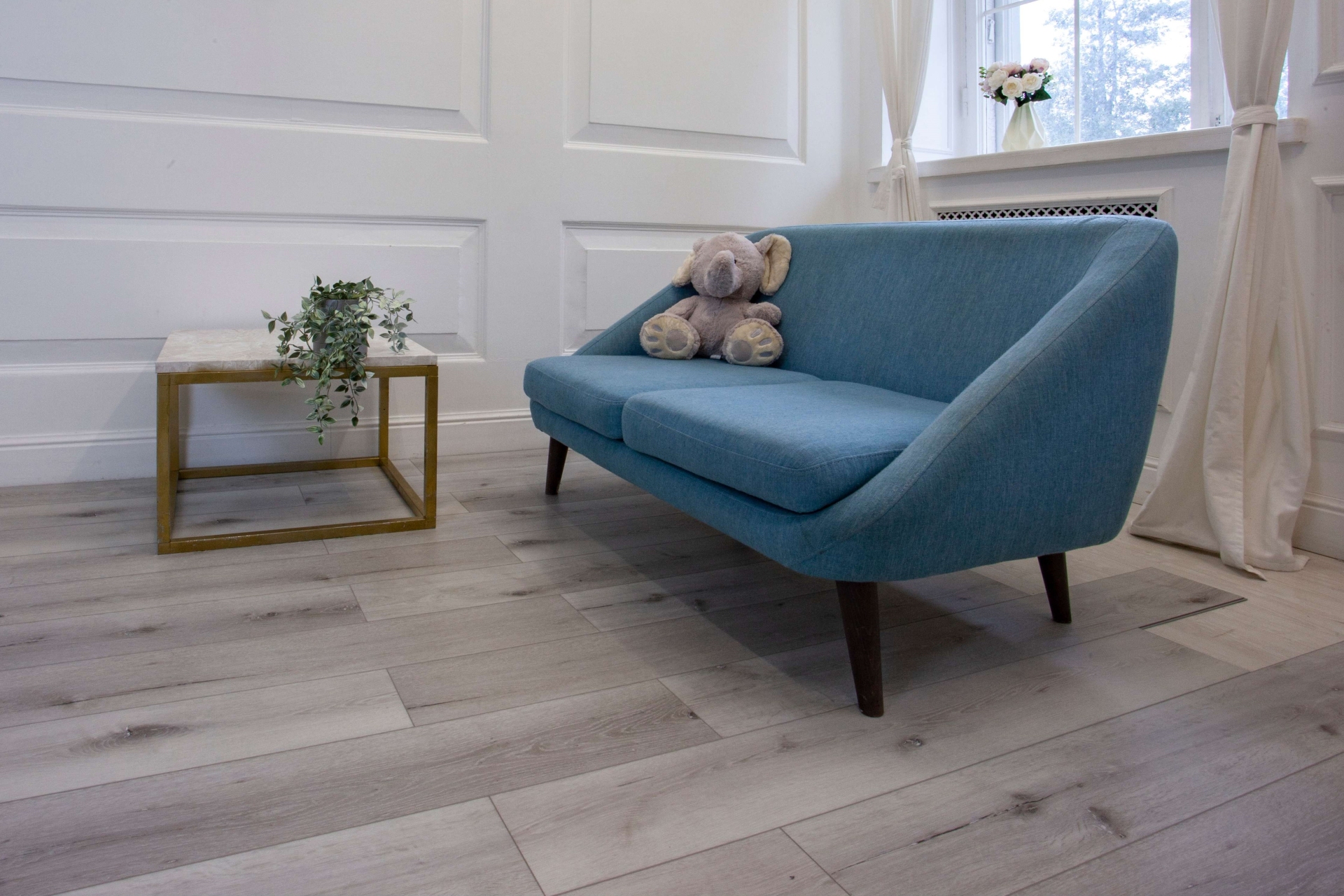 Усовершенствованная кварц-виниловая плитка «Damy Floor» Дуб Классический Серый (1227*187*2,5 мм) — купить в Тюмени